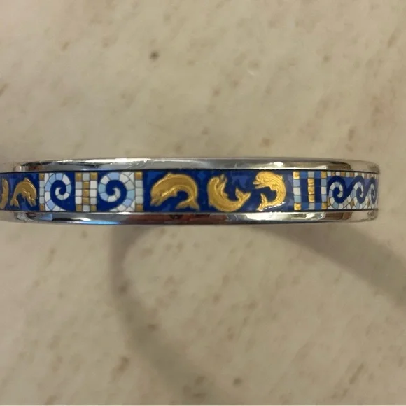 Stylish Blue and Gold Bracelet